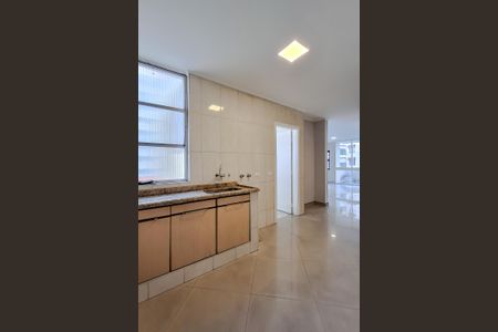 Apartamento à venda com 123m², 2 quartos e 1 vaga