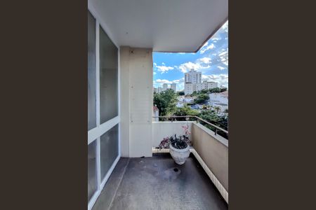 Apartamento à venda com 123m², 2 quartos e 1 vaga