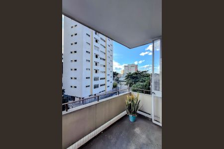 Apartamento à venda com 123m², 2 quartos e 1 vaga