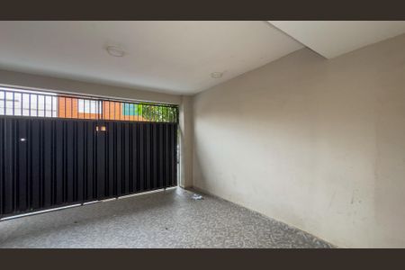 Casa para alugar com 140m², 3 quartos e 2 vagas Casa para alugar com 140m², 3 quartos e 2 vagasGaragem