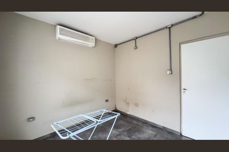 Casa para alugar com 140m², 3 quartos e 2 vagas Casa para alugar com 140m², 3 quartos e 2 vagasQuarto 3