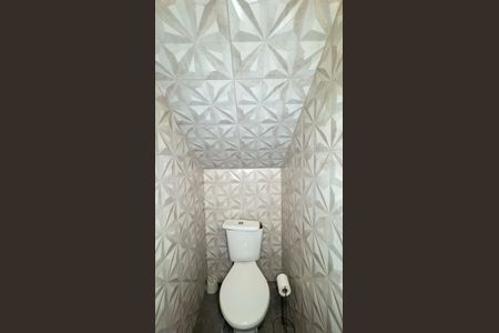 Casa para alugar com 140m², 3 quartos e 2 vagas Casa para alugar com 140m², 3 quartos e 2 vagasLavabo