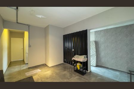 Casa para alugar com 140m², 3 quartos e 2 vagas Casa para alugar com 140m², 3 quartos e 2 vagasSala de TV