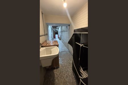 Casa para alugar com 140m², 2 quartos e 2 vagasCozinha