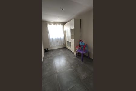 Casa para alugar com 140m², 2 quartos e 2 vagasQuarto