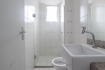 Apartamento para alugar com 70m², 2 quartos e 1 vagaBanheiro da suíte 