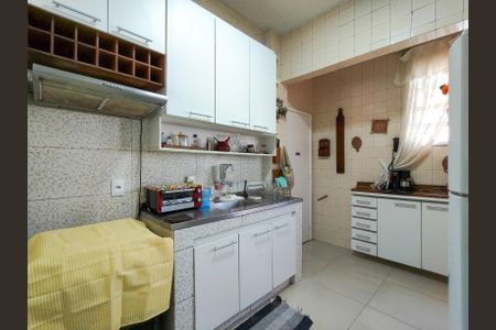 Apartamento para alugar com 70m², 2 quartos e 1 vagaCozinha