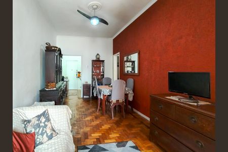Apartamento para alugar com 70m², 2 quartos e 1 vagaSala
