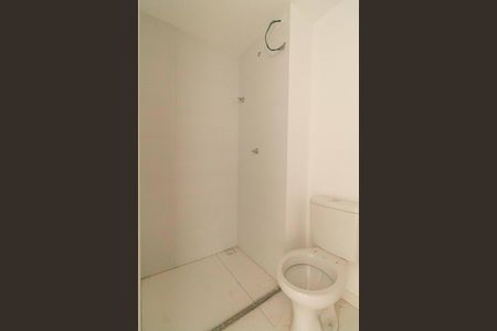 Banheiro de kitnet/studio à venda com 0 quarto, 24m² em Ipiranga, São Paulo
