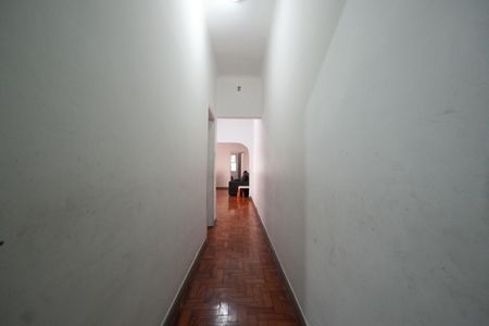 Casa à venda com 250m², 2 quartos e 1 vagaCorredor