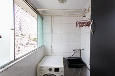 Apartamento à venda com 62m², 2 quartos e 1 vaga Apartamento à venda com 62m², 2 quartos e 1 vagaÁrea de Serviço