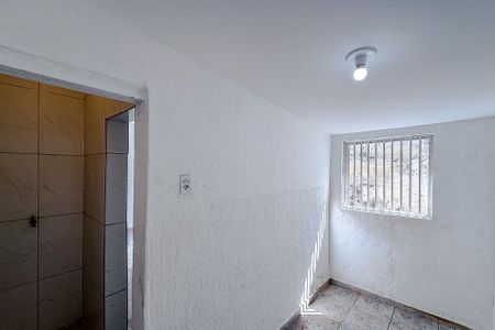 Quarto de casa para alugar com 2 quartos, 40m² em Vila Carioca, São Paulo