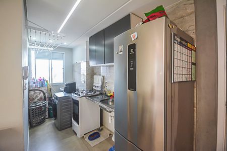 Apartamento à venda com 42m², 2 quartos e 1 vaga Apartamento à venda com 42m², 2 quartos e 1 vagaCozinha e Área de Serviço