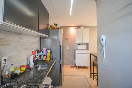 Apartamento à venda com 42m², 2 quartos e 1 vaga Apartamento à venda com 42m², 2 quartos e 1 vagaCozinha e Área de Serviço