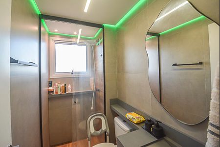 Apartamento à venda com 42m², 2 quartos e 1 vaga Apartamento à venda com 42m², 2 quartos e 1 vagaBanheiro