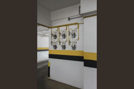 Apartamento para alugar com 70m², 2 quartos e 1 vagaGás encanado