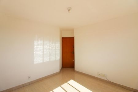 Apartamento para alugar com 70m², 2 quartos e 1 vagaSala