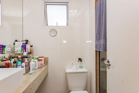 Apartamento à venda com 84m², 3 quartos e 2 vagasBanheiro da Suíte