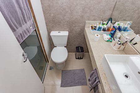 Apartamento à venda com 84m², 3 quartos e 2 vagasBanheiro Social