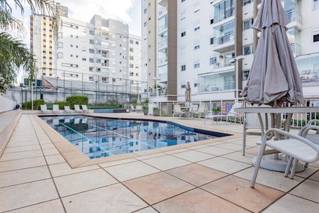 Apartamento à venda com 84m², 3 quartos e 2 vagasÁrea comum - Piscina