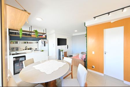 Apartamento à venda com 78m², 2 quartos e 1 vagaSala