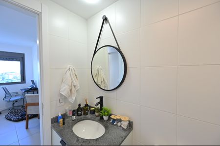Apartamento à venda com 78m², 2 quartos e 1 vagaBanheiro Social