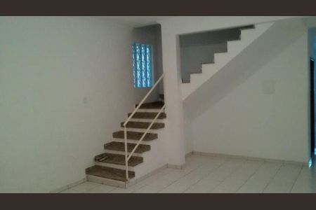 Casa para alugar com 206m², 3 quartos e 3 vagasSala
