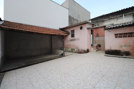 Casa para alugar com 110m², 2 quartos e 4 vagasQuintal