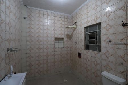 Casa para alugar com 110m², 2 quartos e 4 vagasBanheiro