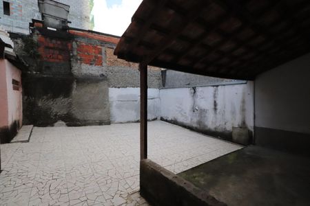 Casa para alugar com 110m², 2 quartos e 4 vagasQuintal