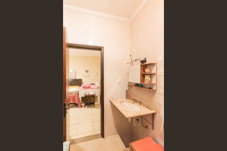 Casa à venda com 250m², 2 quartos e 2 vagas Casa à venda com 250m², 2 quartos e 2 vagasBanheiro da Suíte