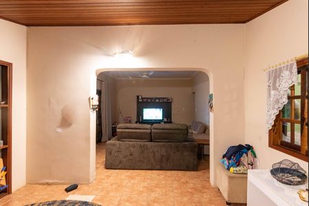 Casa à venda com 250m², 2 quartos e 2 vagas Casa à venda com 250m², 2 quartos e 2 vagasSala de Jantar