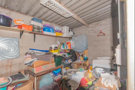 Casa à venda com 250m², 2 quartos e 2 vagas Casa à venda com 250m², 2 quartos e 2 vagasQuarto de Serviço