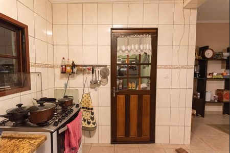 Casa à venda com 250m², 2 quartos e 2 vagas Casa à venda com 250m², 2 quartos e 2 vagasCozinha