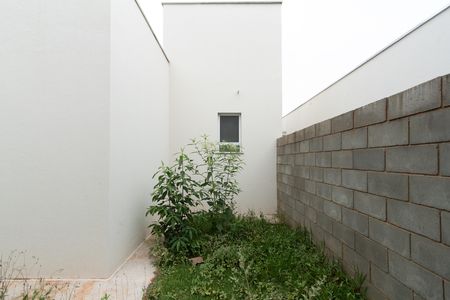 Casa de condomínio para alugar com 55m², 2 quartos e 1 vaga