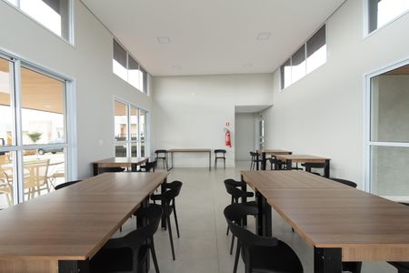 Casa de condomínio para alugar com 55m², 2 quartos e 1 vaga