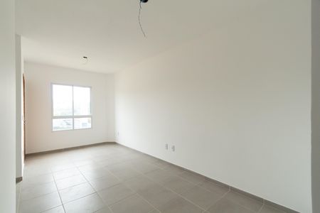 Casa de condomínio para alugar com 55m², 2 quartos e 1 vaga