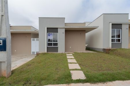 Casa de condomínio para alugar com 55m², 2 quartos e 1 vaga