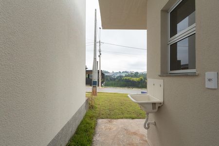 Casa de condomínio para alugar com 55m², 2 quartos e 1 vaga
