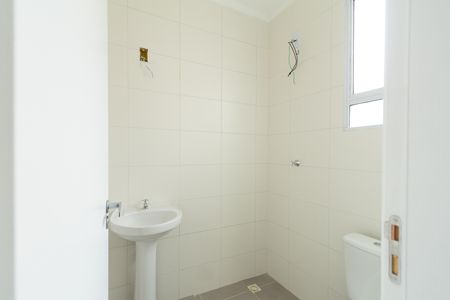 Casa de condomínio para alugar com 55m², 2 quartos e 1 vaga