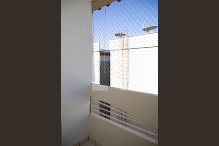 Apartamento para alugar com 75m², 2 quartos e 1 vagaSala
