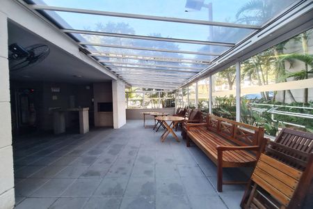 Apartamento à venda com 60m², 2 quartos e 1 vagaÁrea comum - Churrasqueira