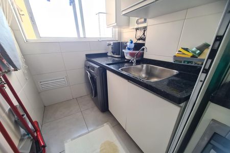 Apartamento à venda com 60m², 2 quartos e 1 vagaÁrea de Serviço