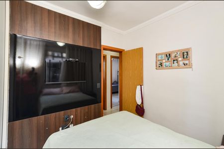 Apartamento à venda com 131m², 3 quartos e 2 vagasQuarto 2