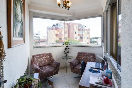 Apartamento à venda com 131m², 3 quartos e 2 vagasVaranda