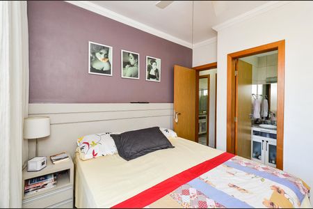 Apartamento à venda com 131m², 3 quartos e 2 vagasSuíte