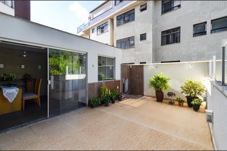 Apartamento à venda com 131m², 3 quartos e 2 vagasÁrea Privativa