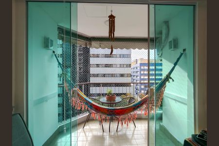 Apartamento à venda com 67m², 2 quartos e 1 vaga Apartamento à venda com 67m², 2 quartos e 1 vagaVaranda da Sala
