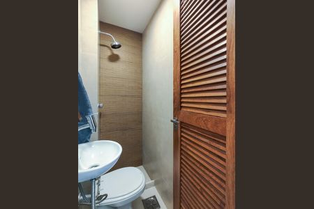 Apartamento à venda com 67m², 2 quartos e 1 vaga Apartamento à venda com 67m², 2 quartos e 1 vagaBanheiro de serviço