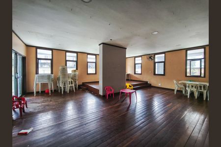 Apartamento à venda com 67m², 2 quartos e 1 vaga Apartamento à venda com 67m², 2 quartos e 1 vagaÁrea comum - Salão de festas